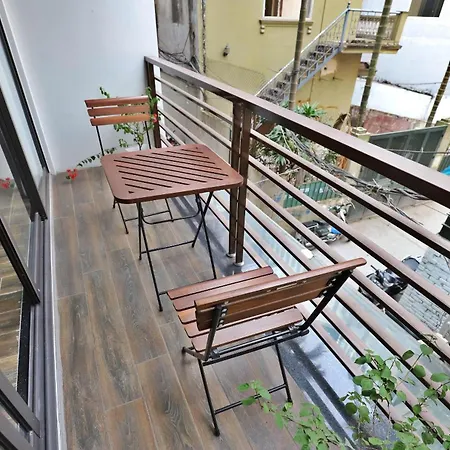 Luxe Paradise Residence 19 To Ngoc Van Hanoi Exterior photo